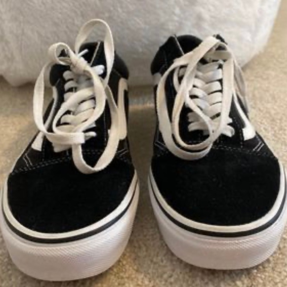 Low black vans women size 9.5 & men size 8.0